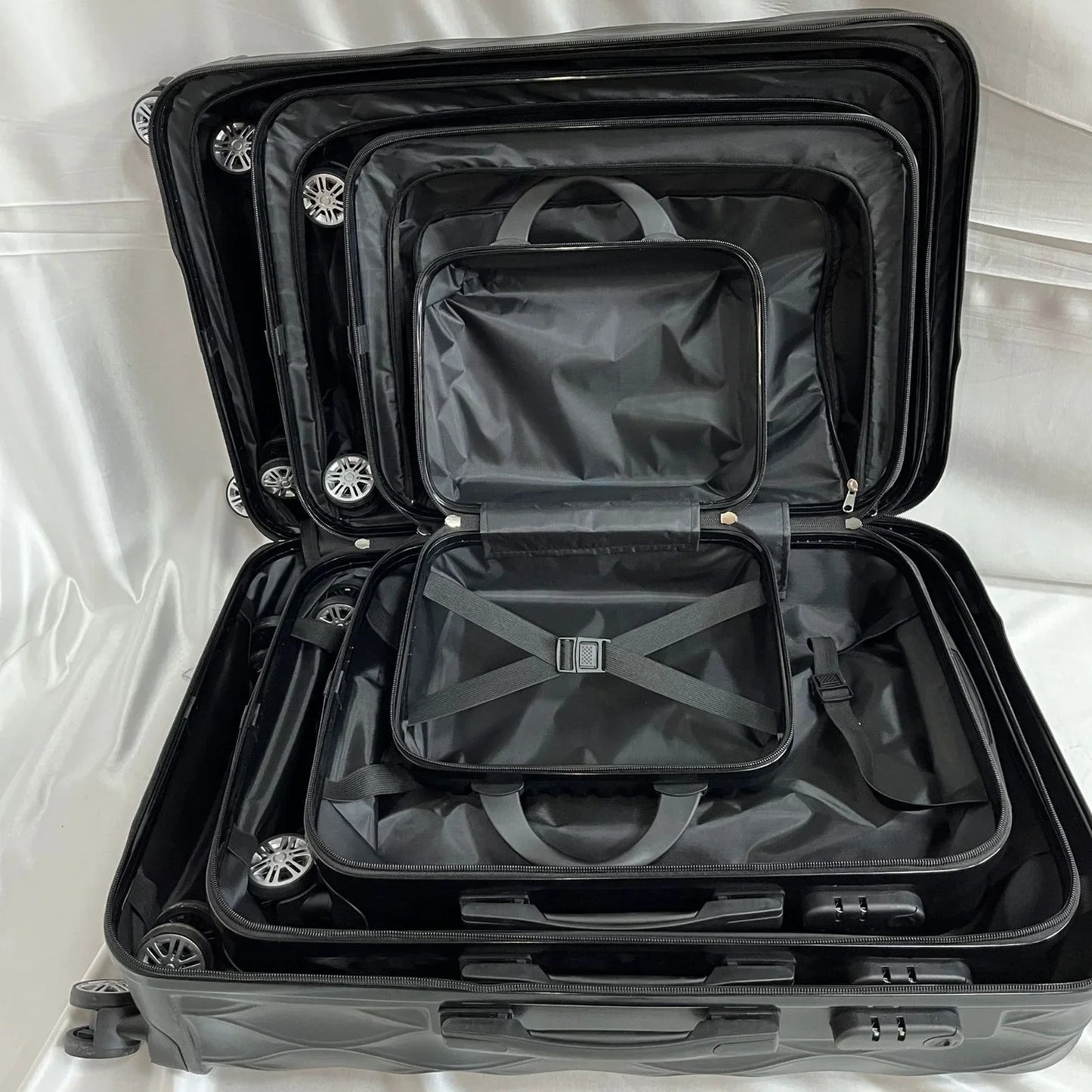 Suitcase Set Different Sizes Large Hard Shell Waterproof